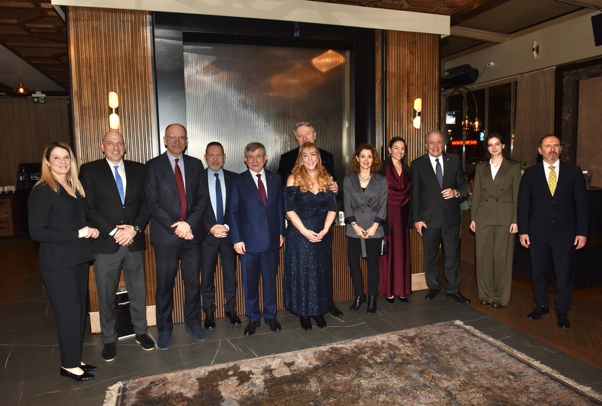 Ahmet Davutoğlu tweet media