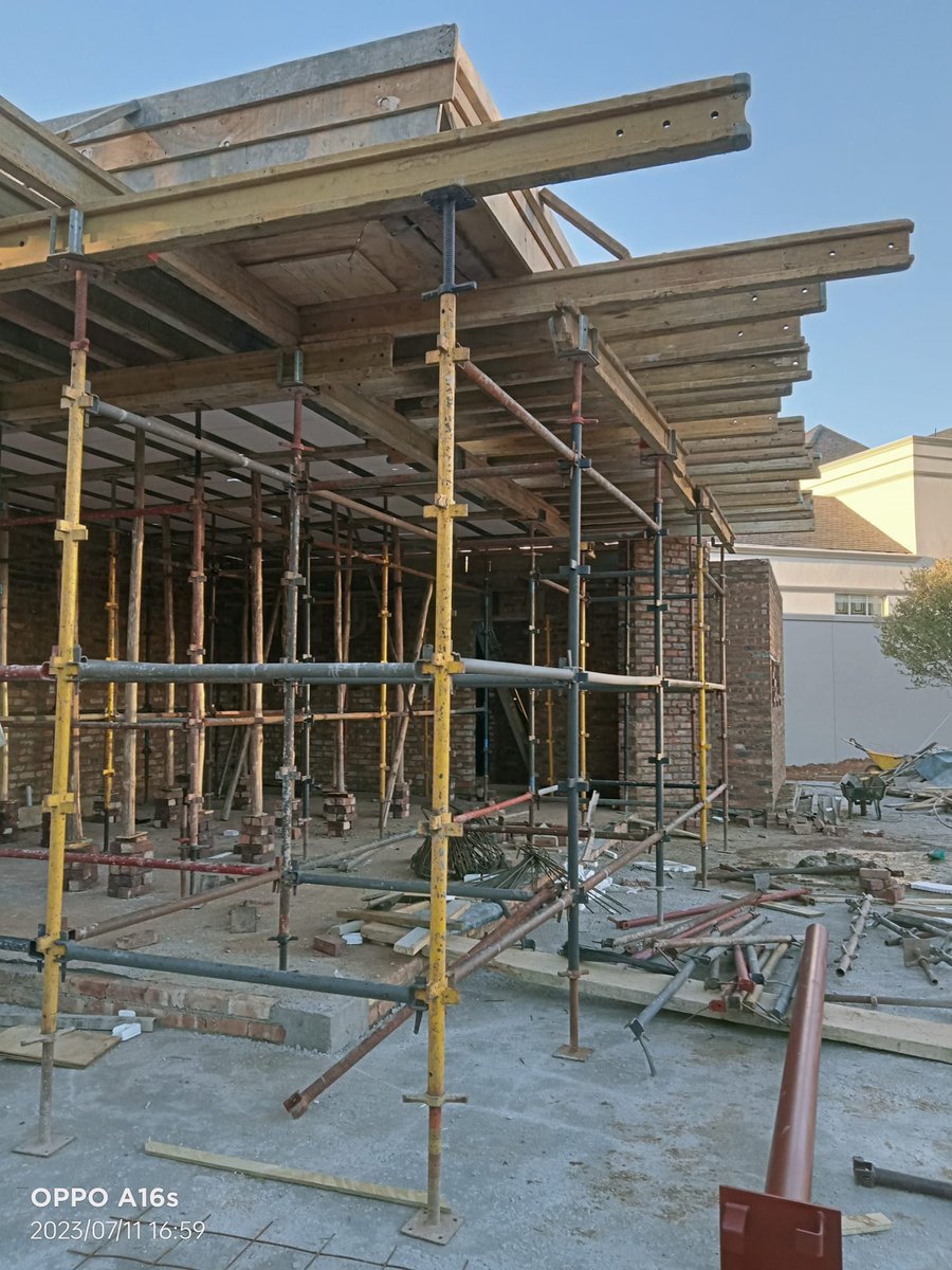 CONSTRUCTION & ENGINEERING tweet media