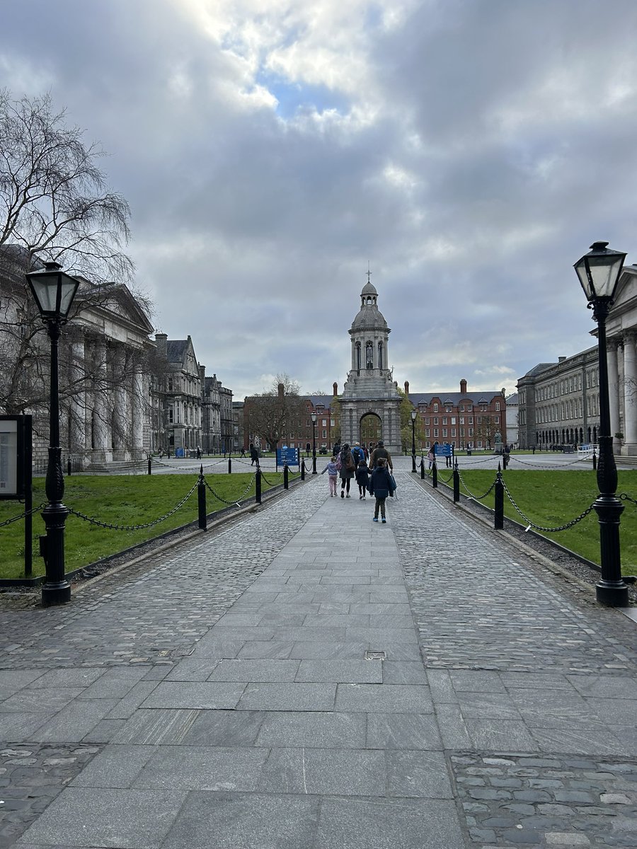 FergusPMcGrath's tweet image. Day 90 of 100 / Round 8 ✅

Almost there, and only 10 days to go.  Another mild day in Dublin. 
Keep her going, everyone. 🚶🚶‍♀️🚶‍♂️

#100DaysOfWalking
#Mild⛅️