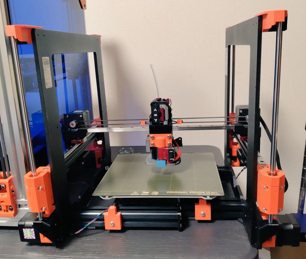 duca_400's tweet image. エイプリルフールといえばPRUSAWIRE!!
現在PRUSAWIREベースのDual coreXZ機を制作中☺️
JRRF2026で展示しますよー😋
#JRRF
#PRUSA MK3S+
#PRUSAWIRE
@Positron3d