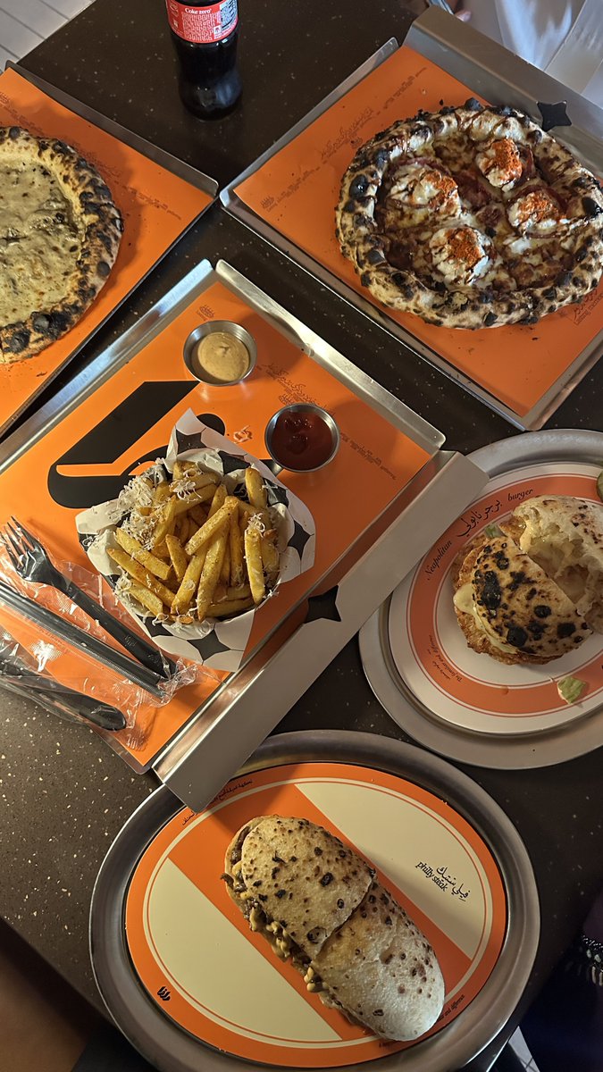 كنده/ تغطيات الرياض ✨ tweet media