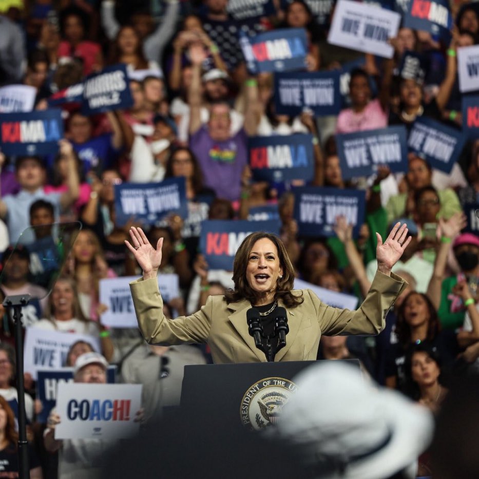 Kamala Fan tweet media