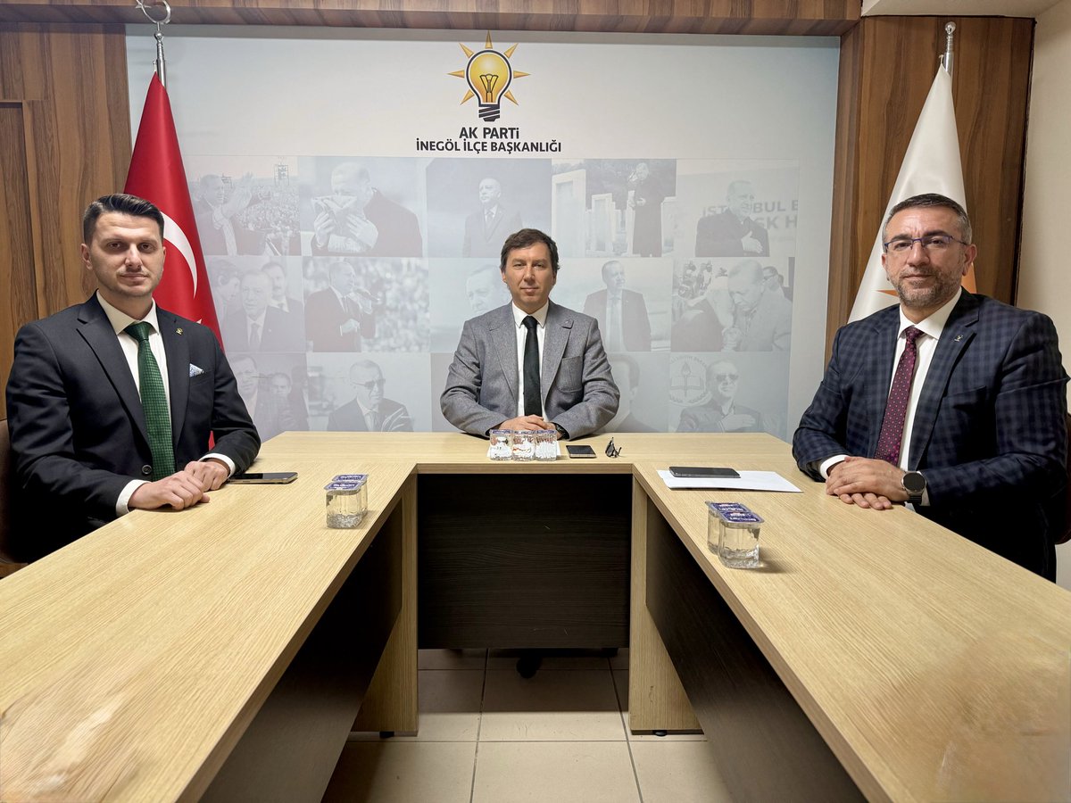 _mustafadurmus_'s tweet photo. Haftalık Olağan Yürütme Kurulu Toplantımızı gerçekleştirdik. Hayırlara vesile olsun inşaallah.

#AKİnegöl https://t.co/Ir3tO75igi