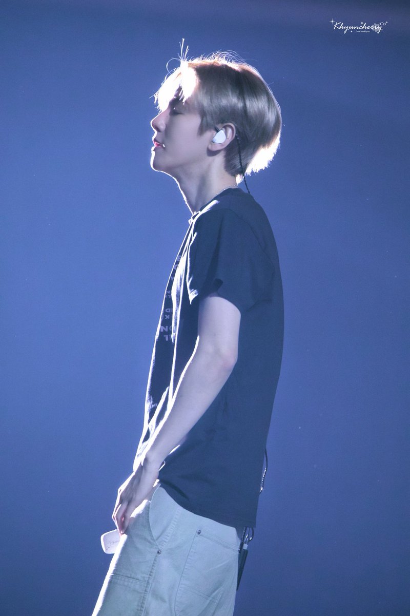 Khyuncherry_Css's tweet photo. ૮₍ ≧ . ≦ ₎ა
#백현 #BAEKHYUN #Reverie #ベッキョン #伯贤 @BAEKHYUN_INB100 @B_hundred_Hyun https://t.co/108rP7udla