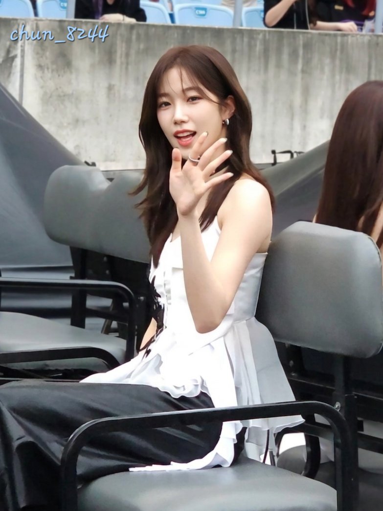 핑⁷ tweet media
