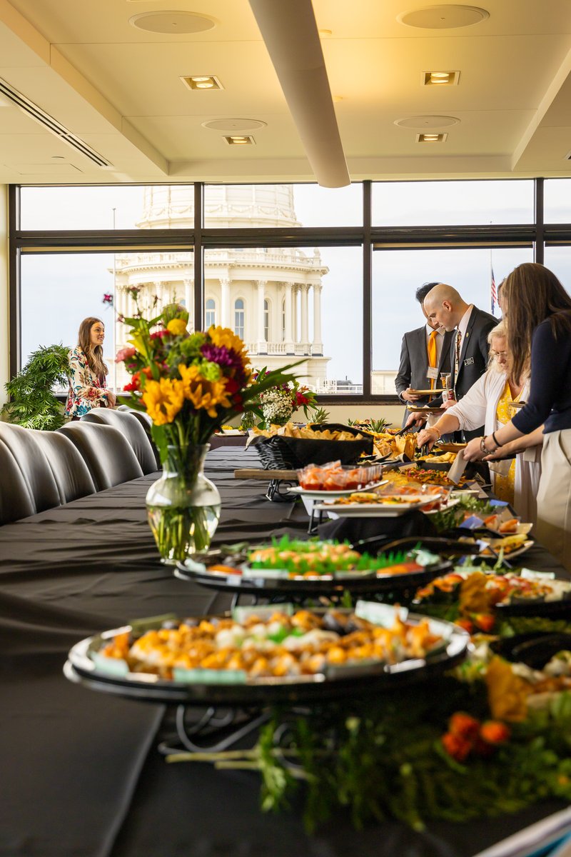 Michigan Retailers tweet media