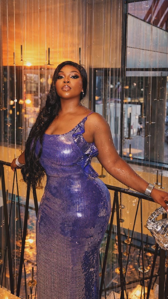 PR3TTYFACE VEE tweet media