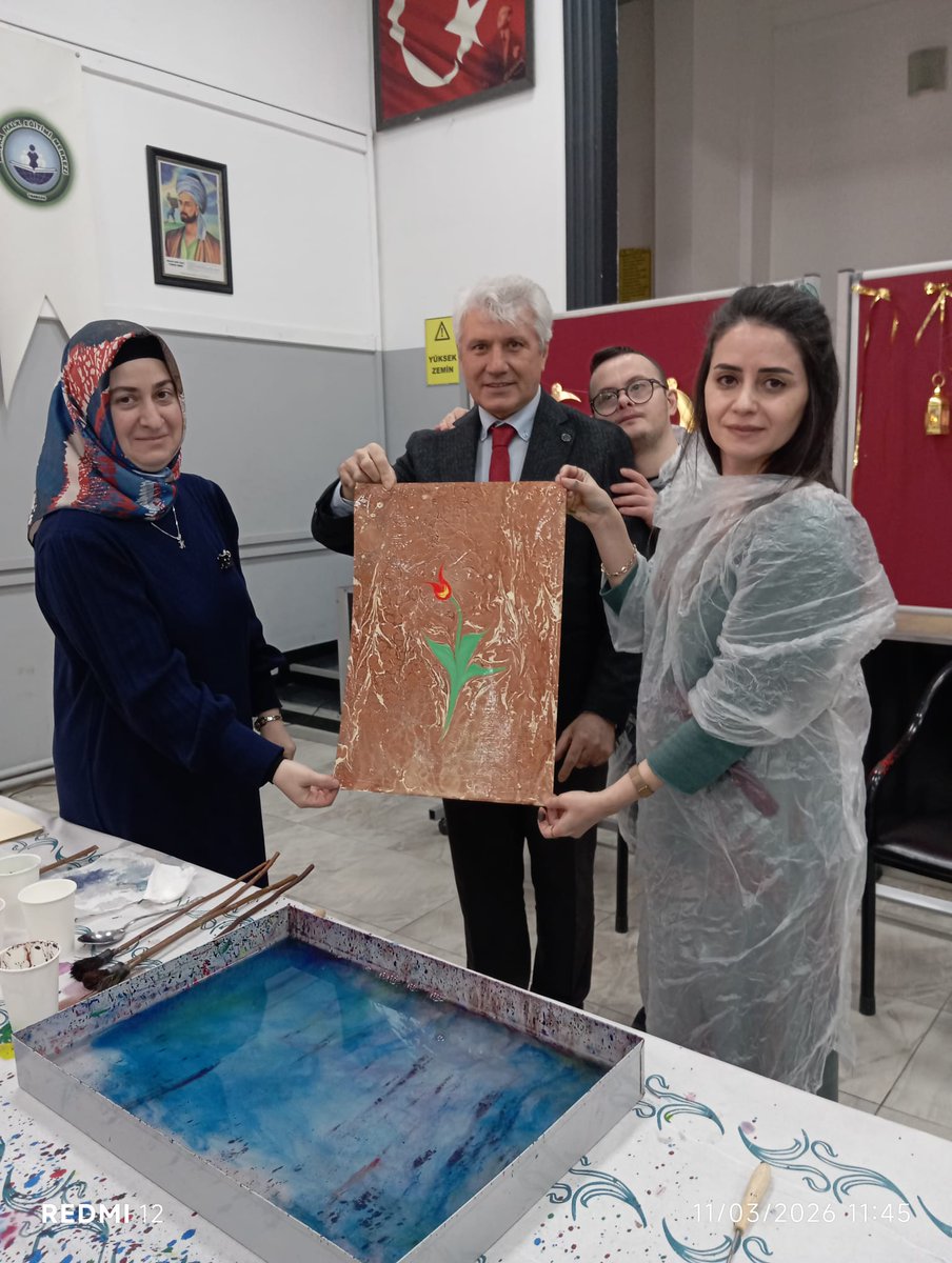 YARIN Konuşuruz demeyin, Kırgın, dargın Uyumayın. 
Uyuyupta uyanmamak, Uyanıpta Bulamamak var.. 
Sonuçta yarını olmayan Bir dünyadayız..