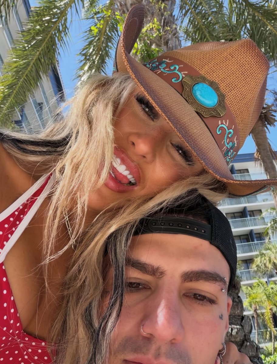 WrestlingWorldCC tweet media