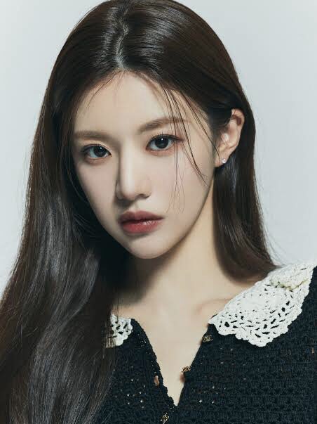 kim🪐 ⁷ tweet media