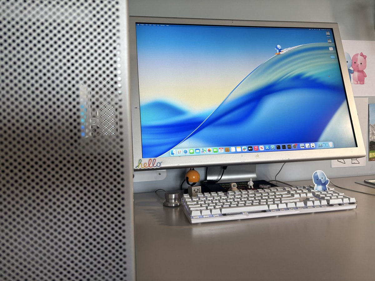 Mr. Macintosh tweet media