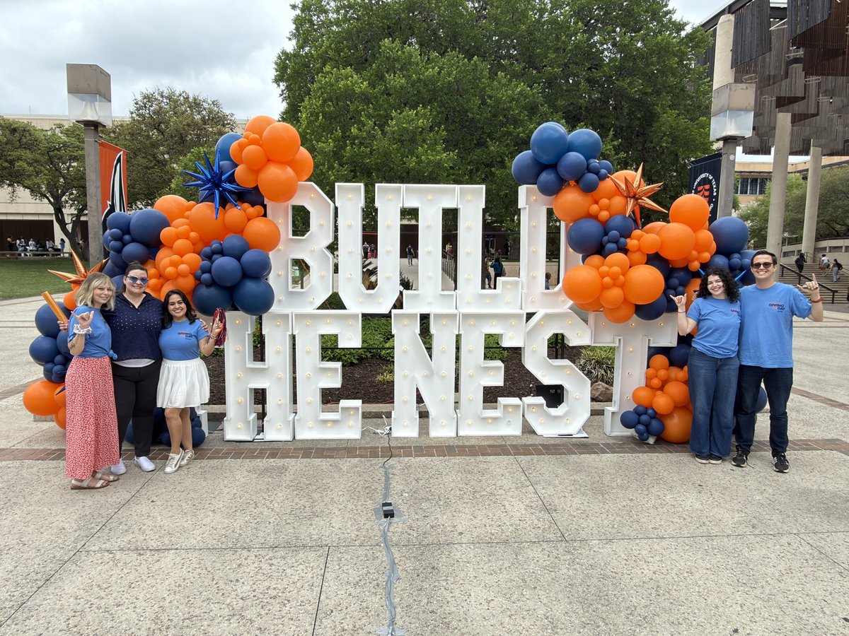 UT San Antonio Alumni tweet media