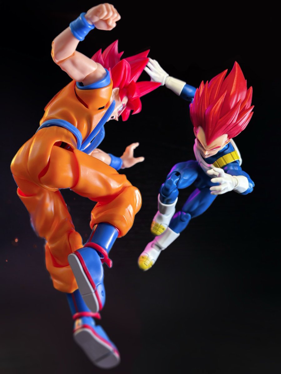 Furakusu tweet media