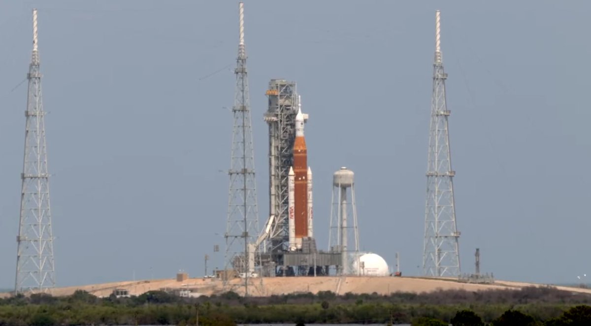 천문학정보계-AOP tweet media