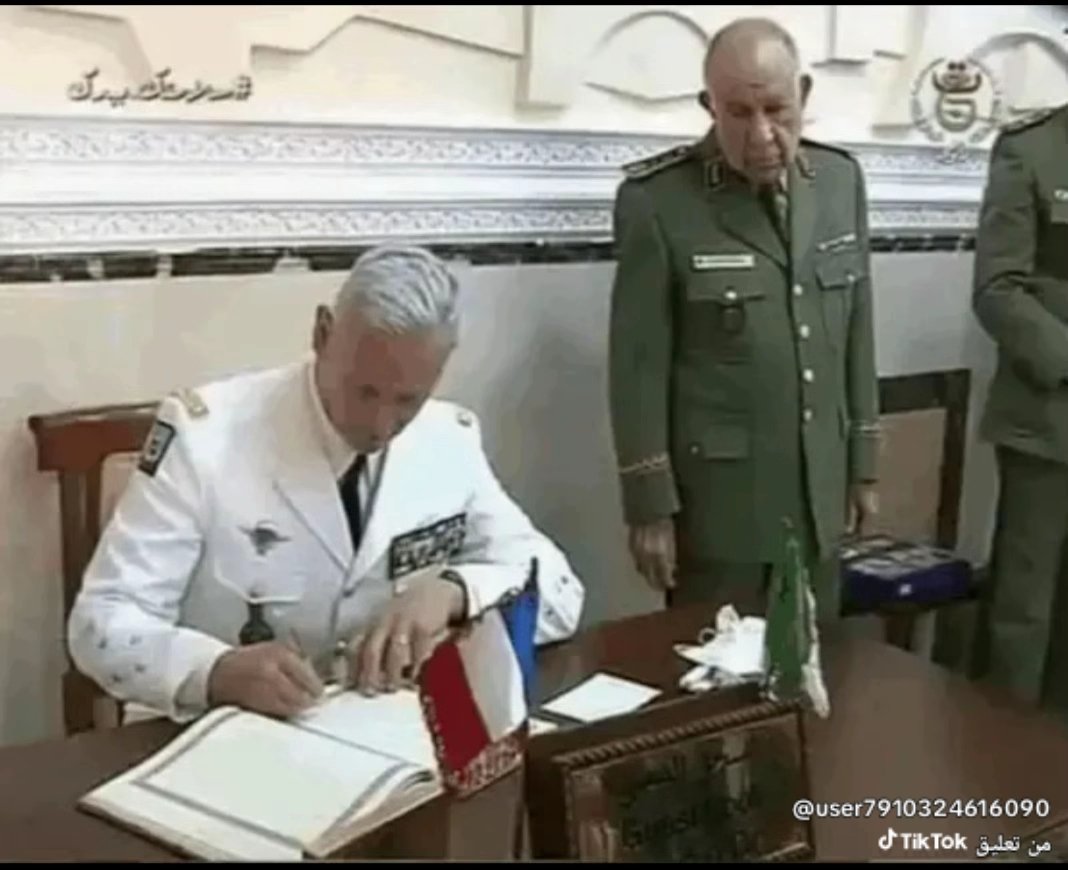 نجمة الاندلس للديكور tweet media