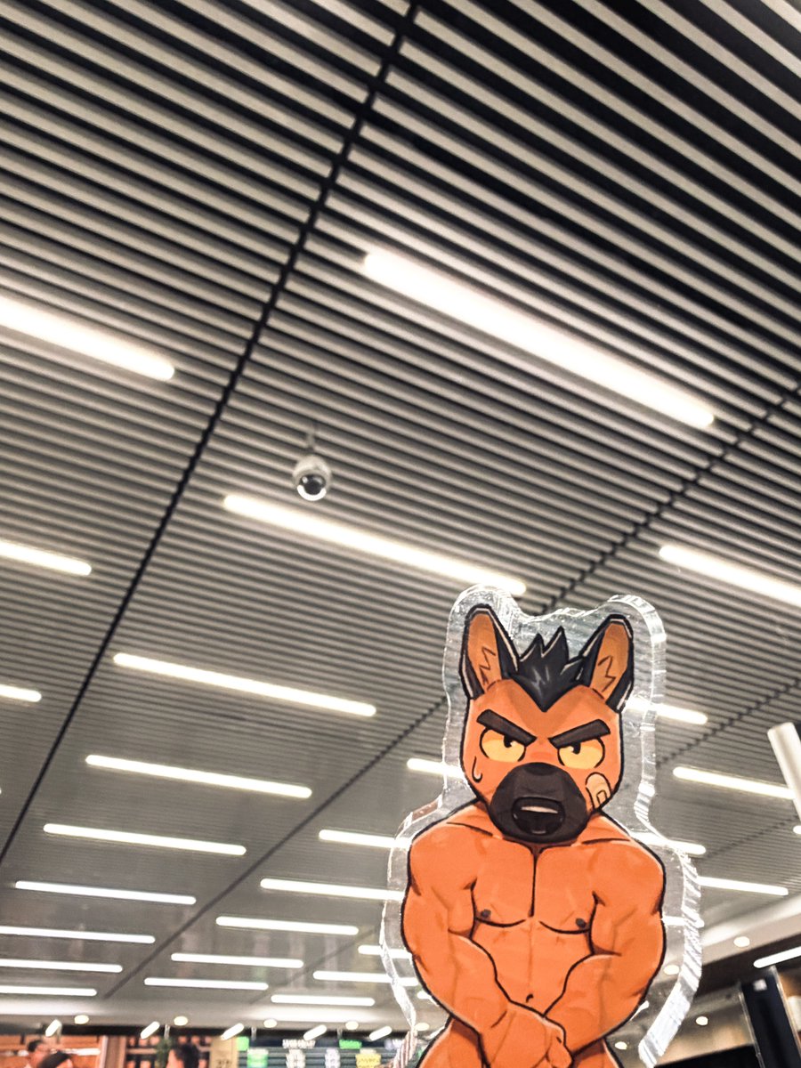 Canyne Khai 🔞 tweet media