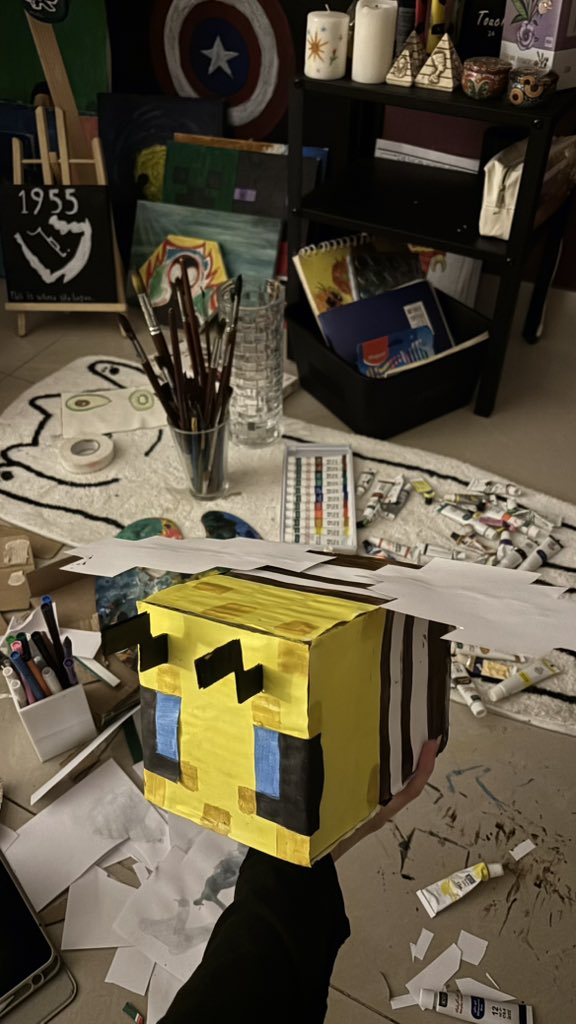 Lokila🐝 tweet media