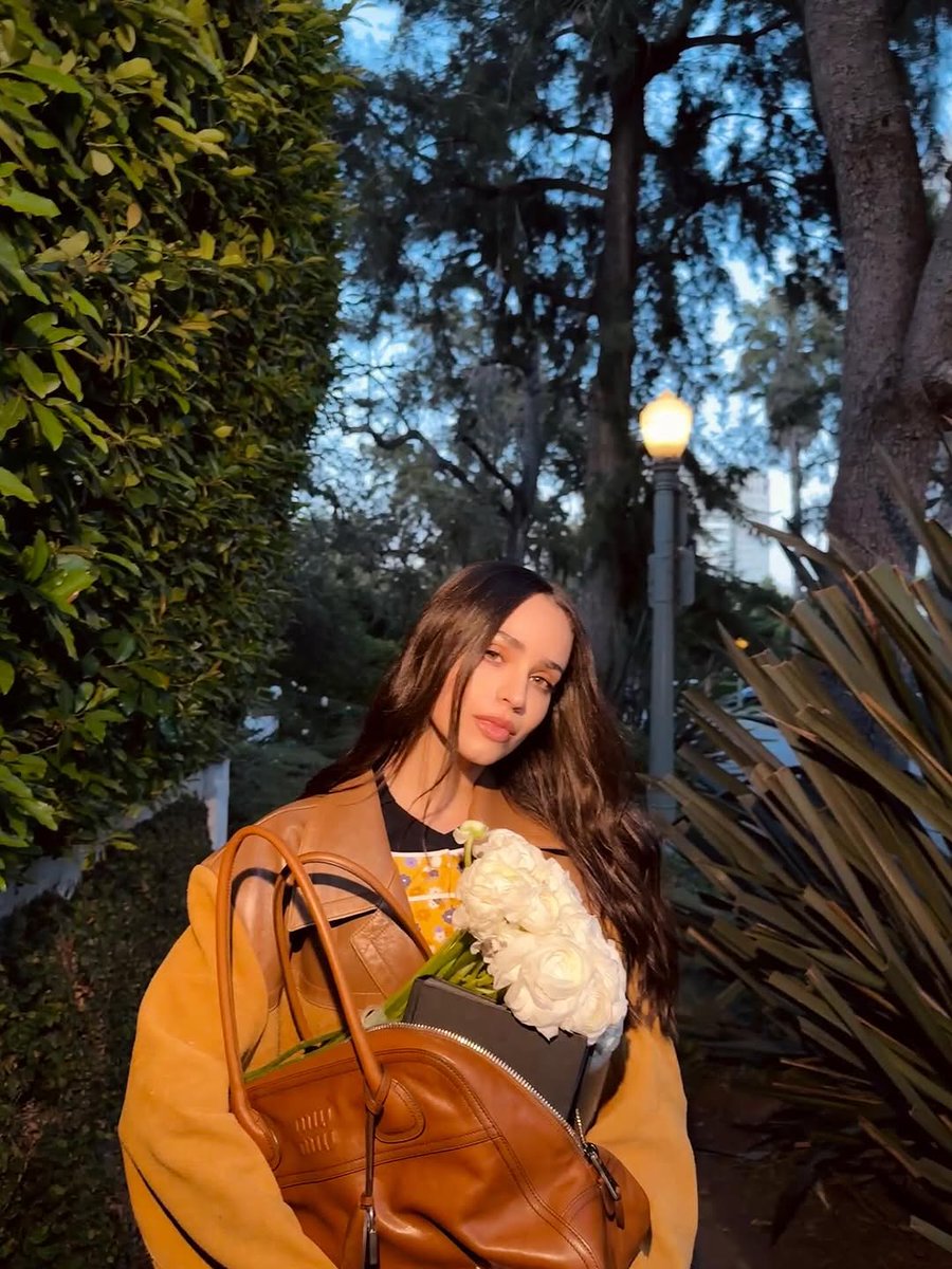 Sofia Carson Info tweet media