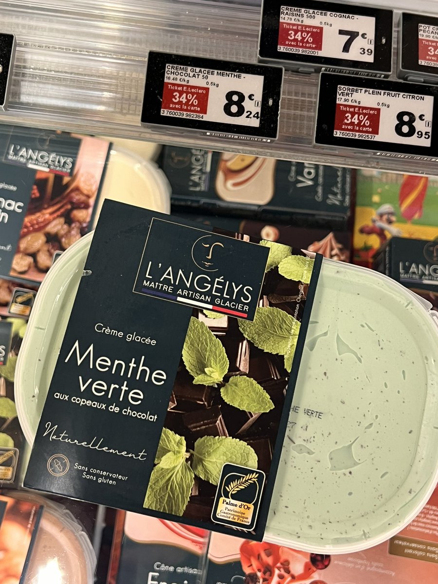 OliverTweete 🦊 tweet media