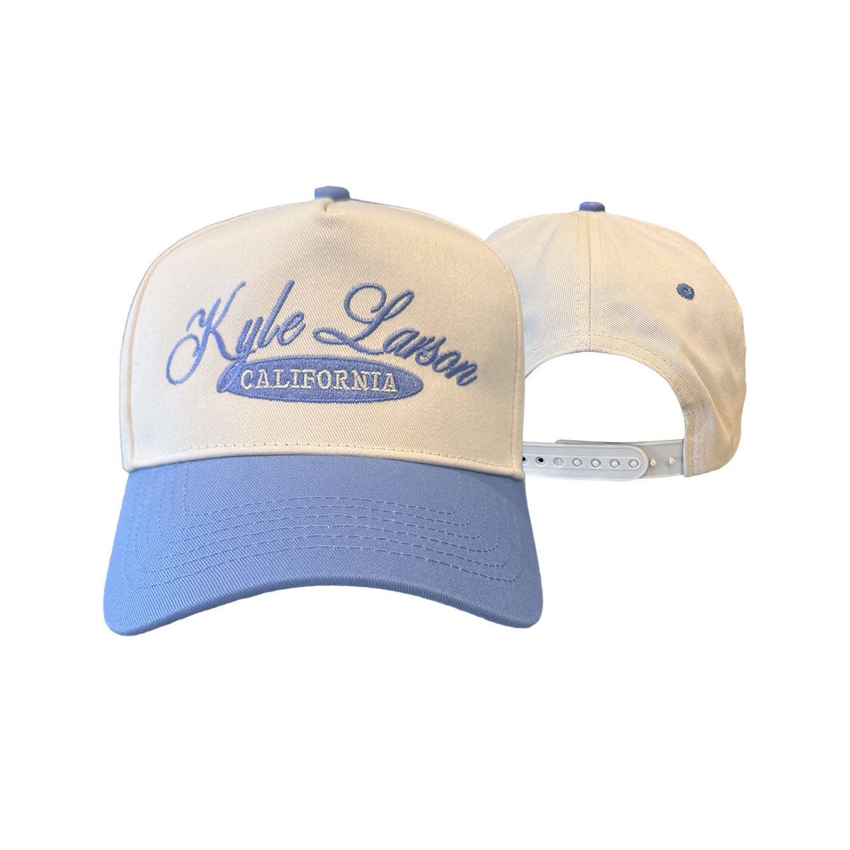 ShopKyleLarson's tweet photo. 𝐍𝐄𝐖: 

The mocknecks we all know &amp; love are available in a new design! Cropped hoodie also added + a new hat! 

𝐒 𝐇 𝐎 𝐏 | https://t.co/GvUgPlo9hz https://t.co/yRFYYYwPz4