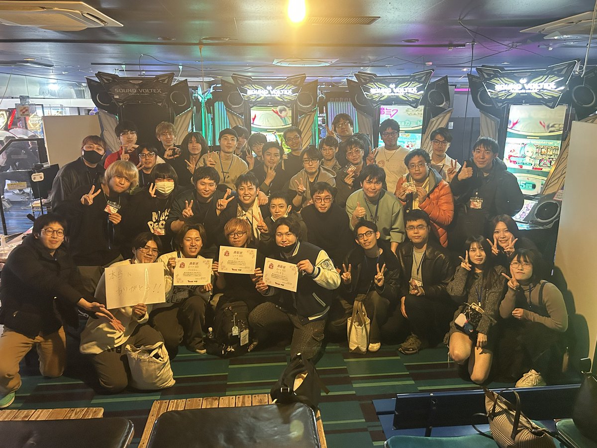 ひらつ tweet media