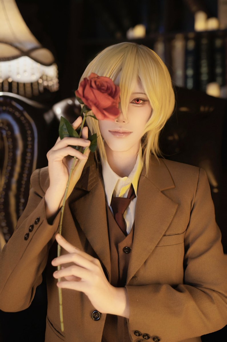 デシベル tweet media