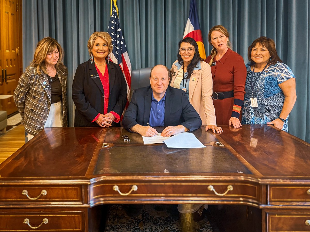 Gobernador Jared Polis tweet media