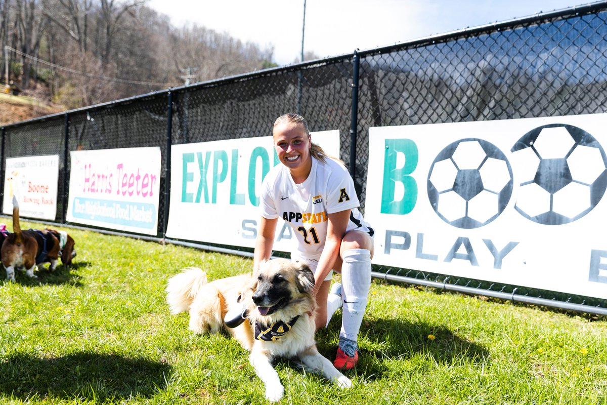 appstatewsoccer's tweet image. Our biggest fans!

#elevAte