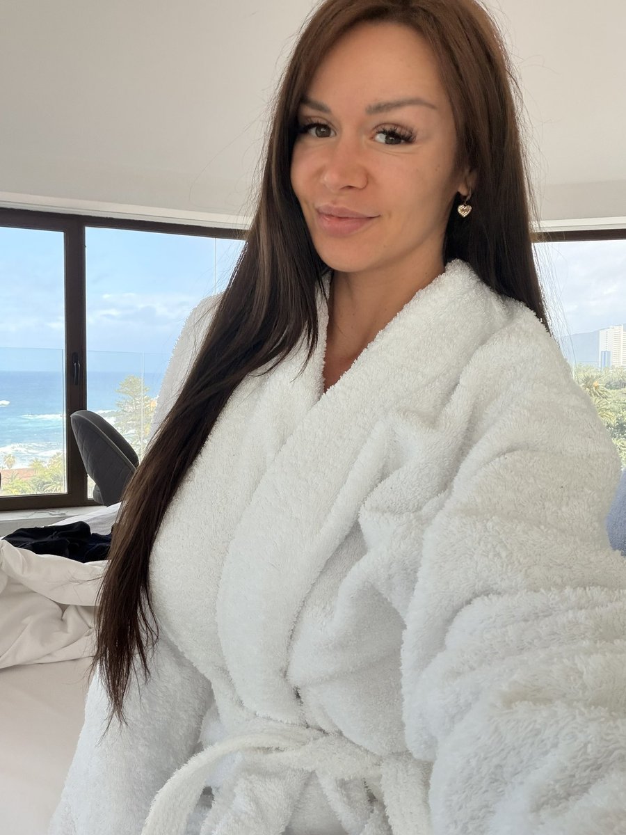 Valentina tweet media