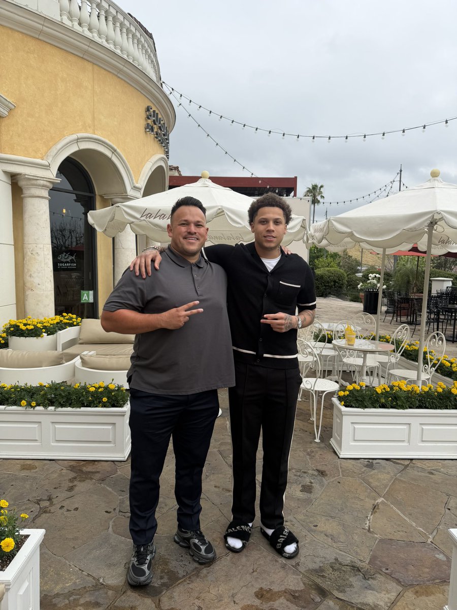 Edward Magallon tweet media