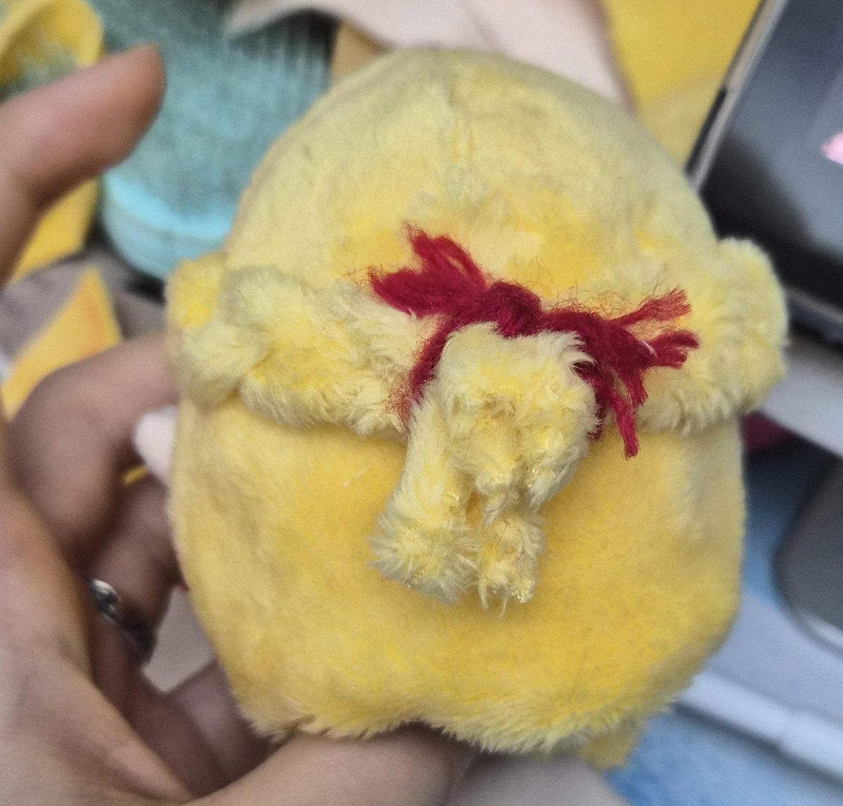 hydro_make's tweet photo. 펠트인형 만들기 잠깐 쉬면서 마르실 10깅 만들었는데 드디어 머리 완성ㅠㅠ 땋은머리 만드는 게 정말 힘들었네요... 너무 두껍거나 너무 얇거나... https://t.co/K4DtZ9NX6M