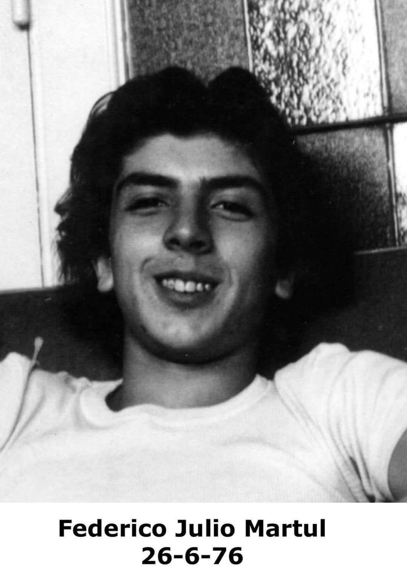 robertotaboada5's tweet photo. "A veces no necesitamos que alguien nos arregle, a veces, solo necesitamos que alguien nos quiera, mientras nos arreglamos nosotros mismos".Cortázar. 

Martul, Federico Julio - UES - 17 años 
Ex alumno del Colegio Nacional Buenos Aires (promoción 76). El “Turquito” de Barracas, https://t.co/83YxOLLelS