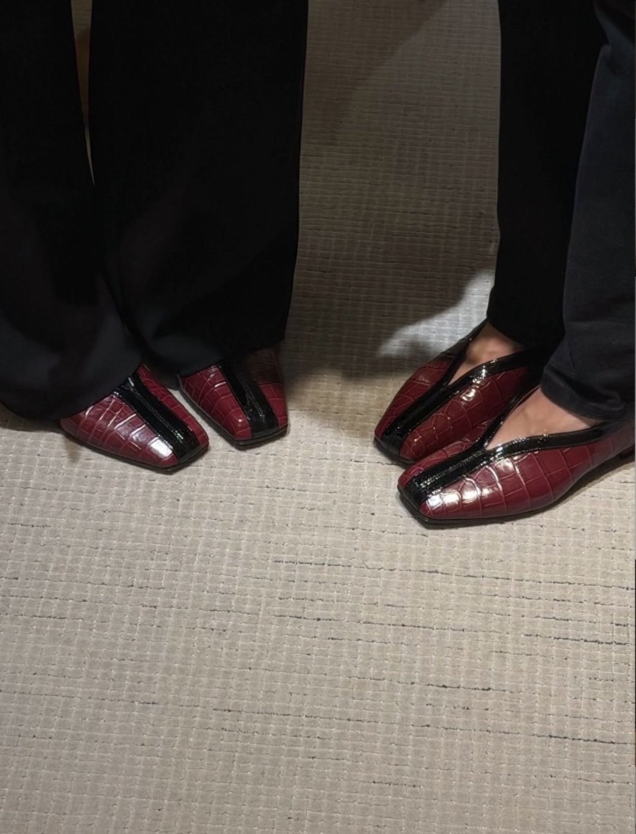 Golden Fashion tweet media