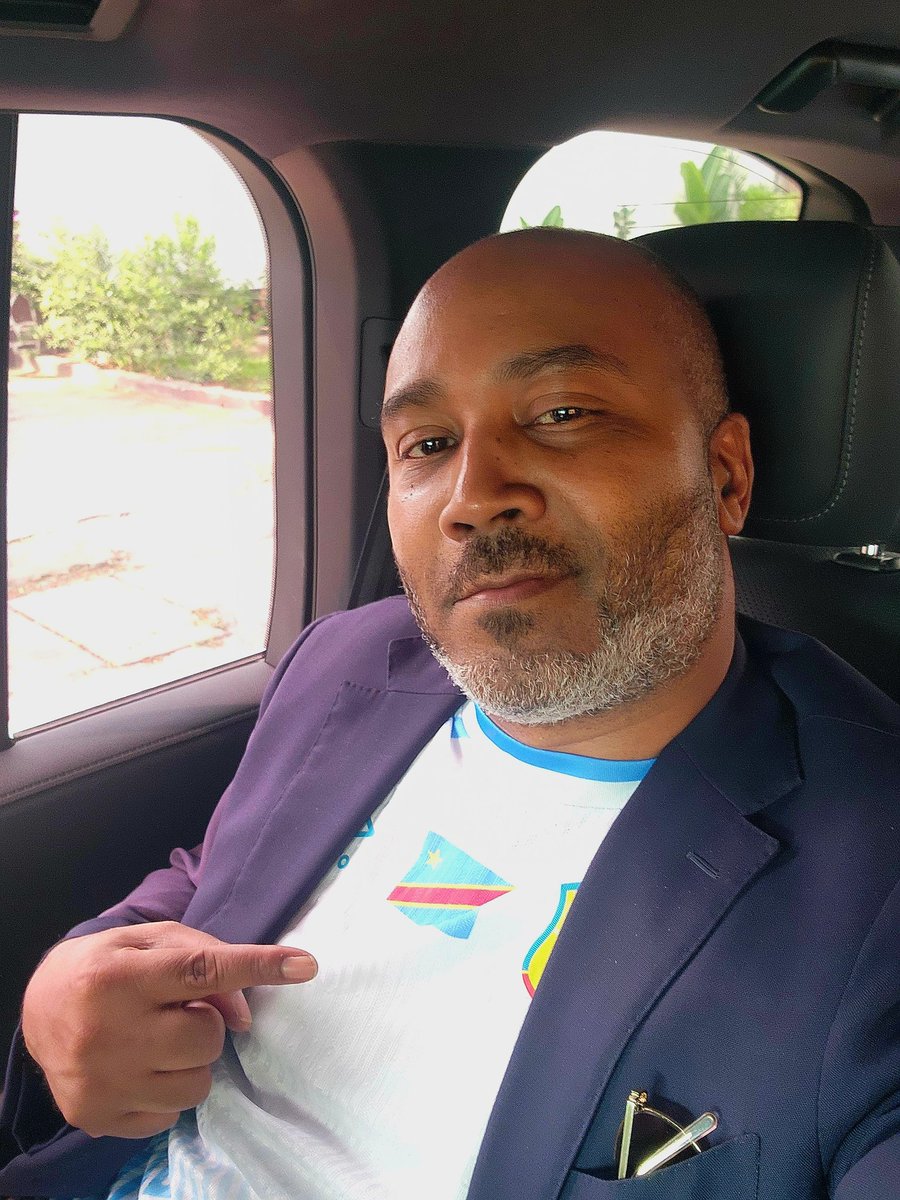 yale seti tweet media