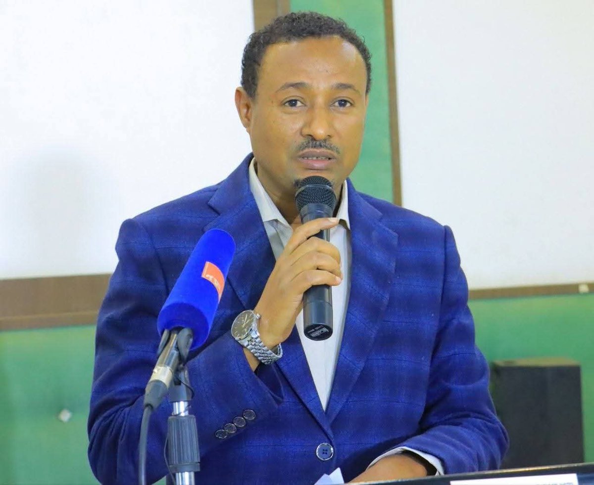 GSibuh's tweet photo. ክልላችን ካለው የልማት ፍላጎት አንጻር ቴክኖሎጂን መጠቀም አማራጭ የሌለው ጉዳይ ሲሆን ኢትዮጵያ የጀመረችው የዲጂታል ትራንስፎርሜሽን ጉዞ የሚሳካው የመንግሥት አሥፈጻሚ አካላት እና የከፍተኛ ትምህርት ተቋማት በአንድነት ሲሰሩ ነው።
1/4 https://t.co/iPG7z9n7nx