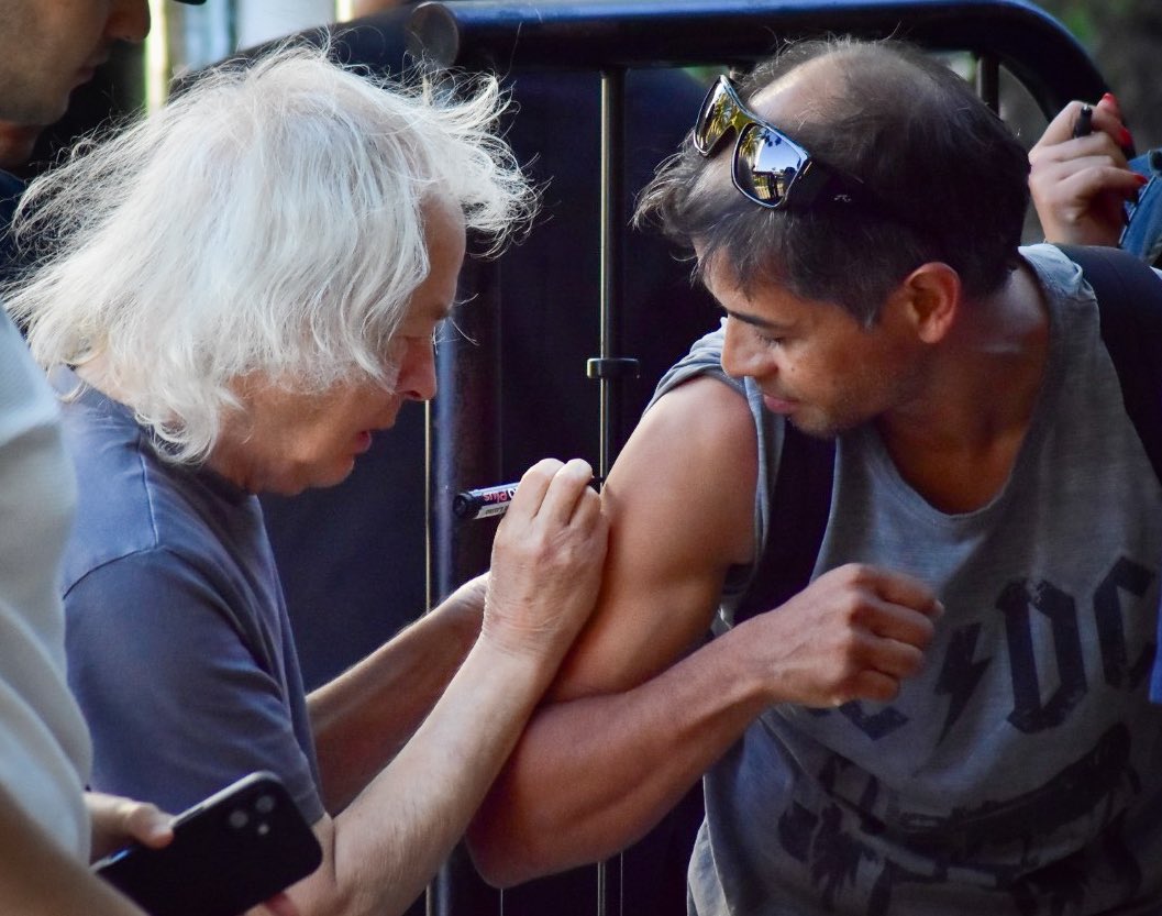 MONOGOMEZ tweet media