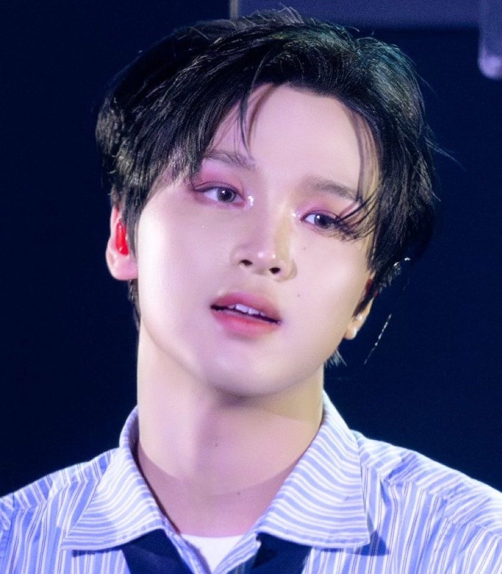 ivelle ๐ญ๐ฑ tweet media