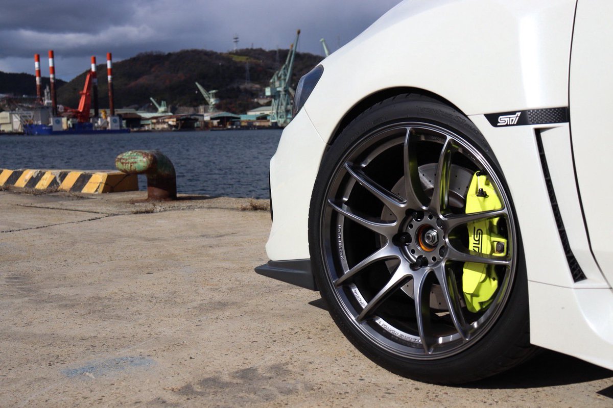 みるくさん tweet media