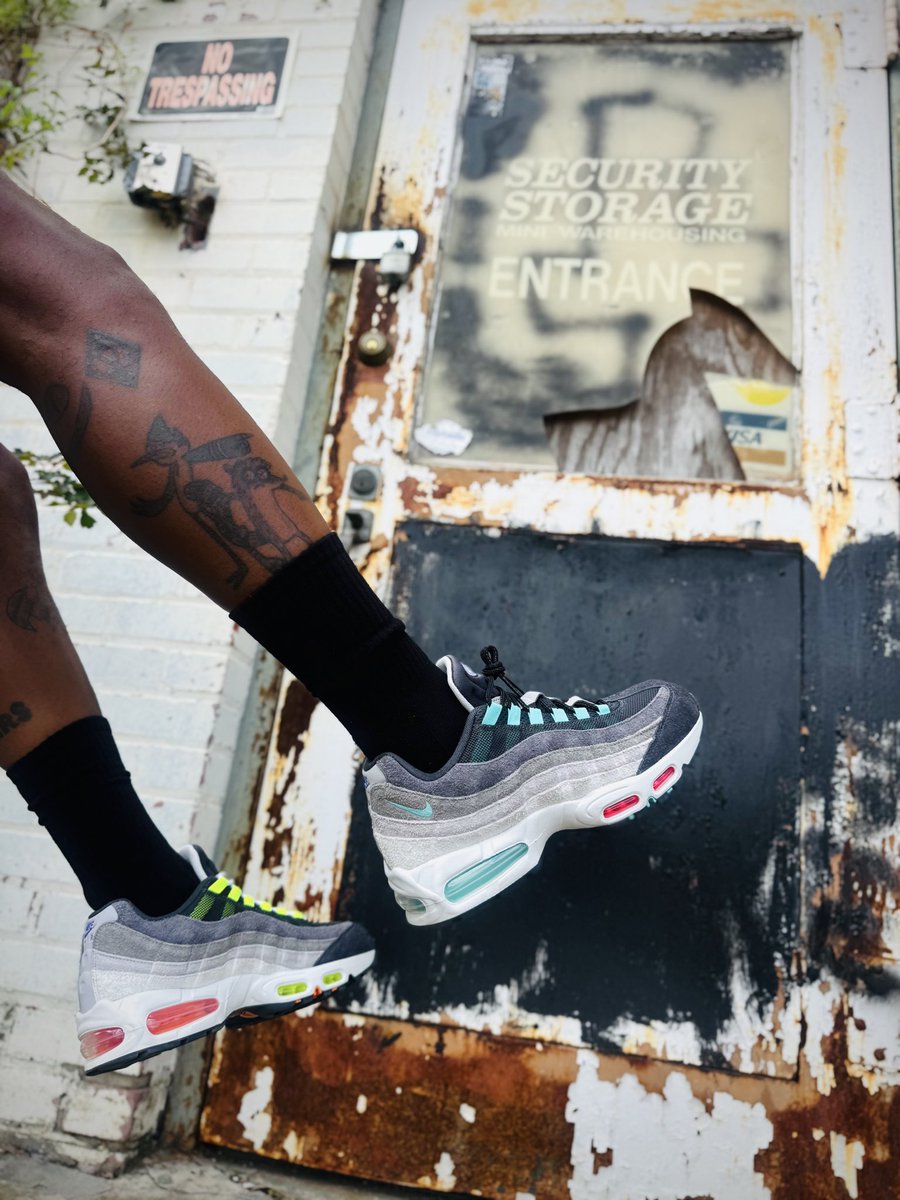 Your Friendly, Neighborhood Jerk tweet media