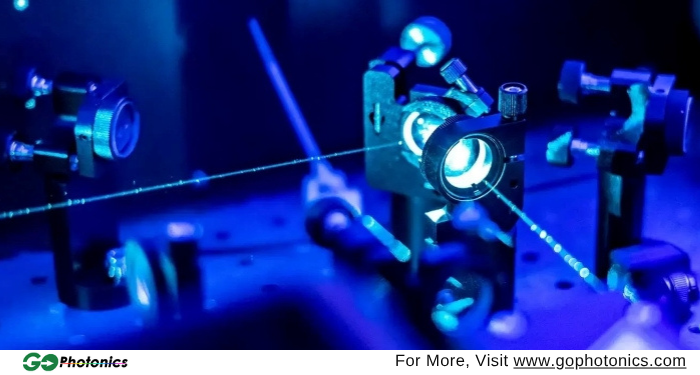 gophotonics's tweet image. 🚀 A breakthrough in fiber lasers!

Kilowatt peak power + single-frequency pulses at ~2 μm 🔥
Explore the science behind this next-gen laser innovation.

🔗 Discover more: ow.ly/Bwpt50YB347

#AdValuePhotonics #fiber #lasers #photonics #technology #power