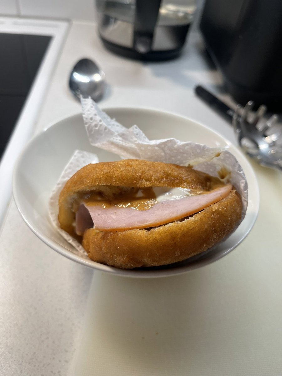 Laura Salonen tweet media