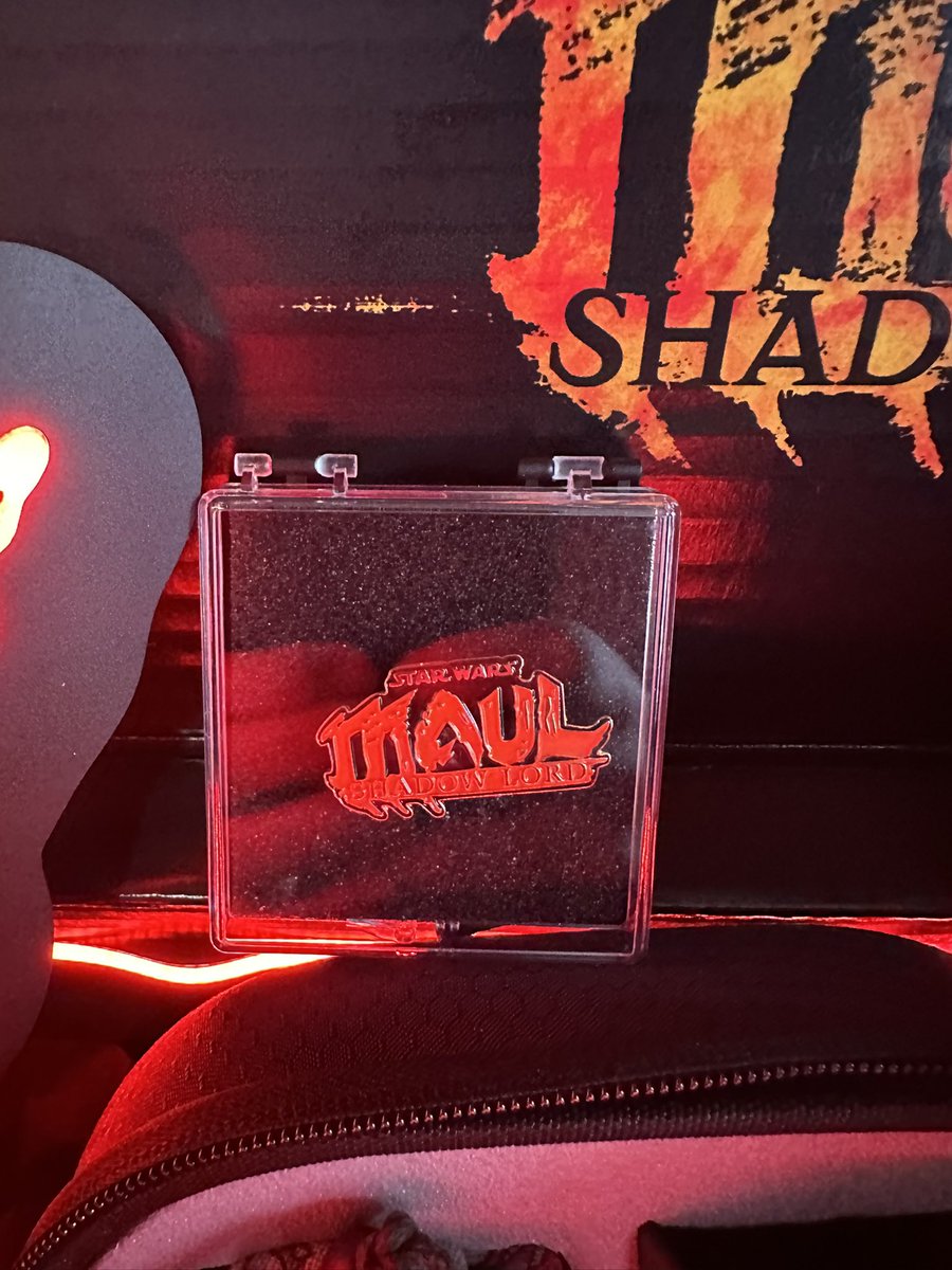 CadLive_'s tweet photo. MORE PICS OF EVERYTHING UP CLOSE!! Everything in here is so beautiful and I’m genuinely so grateful to have gotten this!!!! https://t.co/RYOqn2RZKR