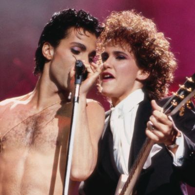 martin37725365's tweet image. Wendy melvoin will be co hosting with Lauren leverne on her  show on radio 6 as part of #princeforever celebration of the great mans music on the 10th anniversary of his death 21 April  #prince