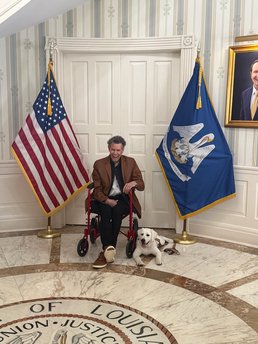 Randy Travis tweet media