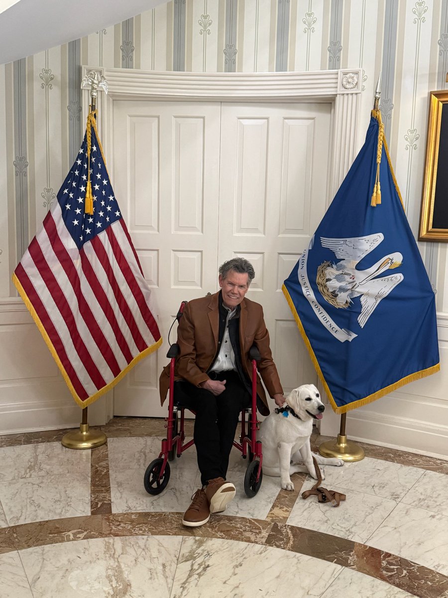 Randy Travis tweet media