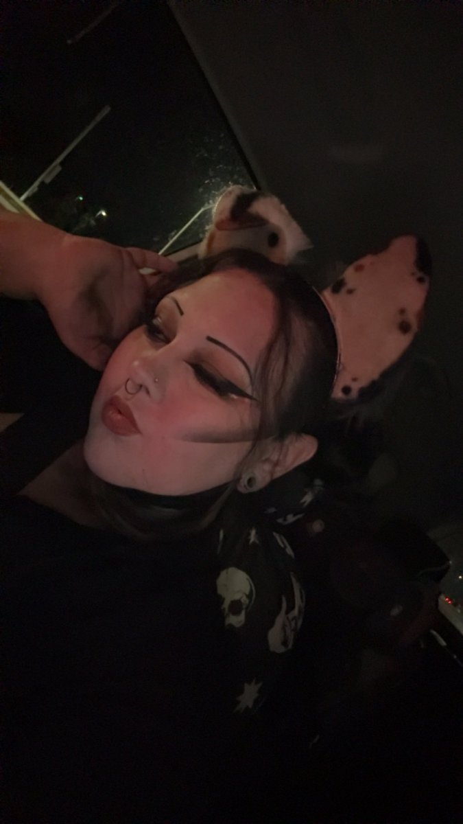 Eden ✨ FetCon 2026 tweet media