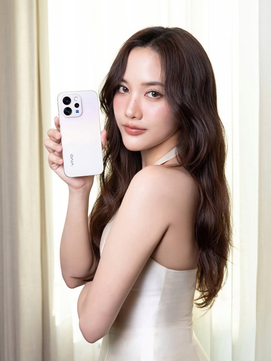 DAILY CELEBZ tweet media