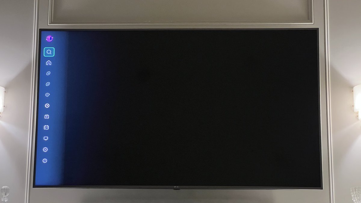 M_Hickinbotham's tweet photo. @kayosports_help @cdsmythe After deleting and reinstalling the Kayo app on Apple TV, this is what I get.

And yes, I’ve emailed the support team and have not received a response to address the Apple TV issue. https://t.co/NZHtwOFGNI