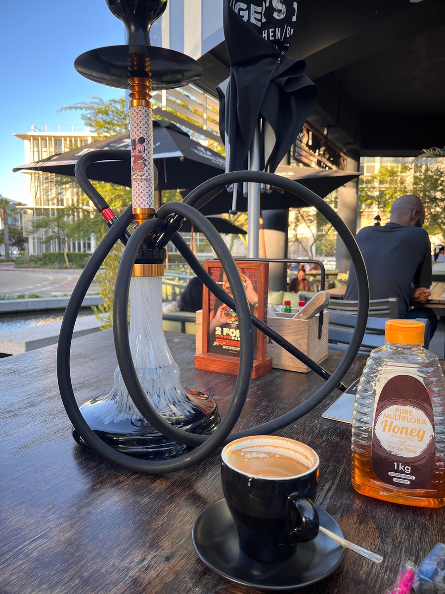 Kgosietsile tweet media