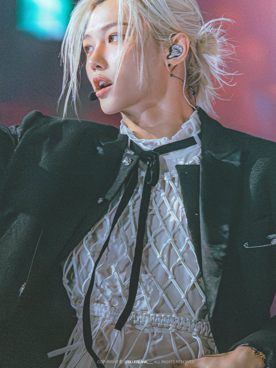 BLUE BLANK tweet media